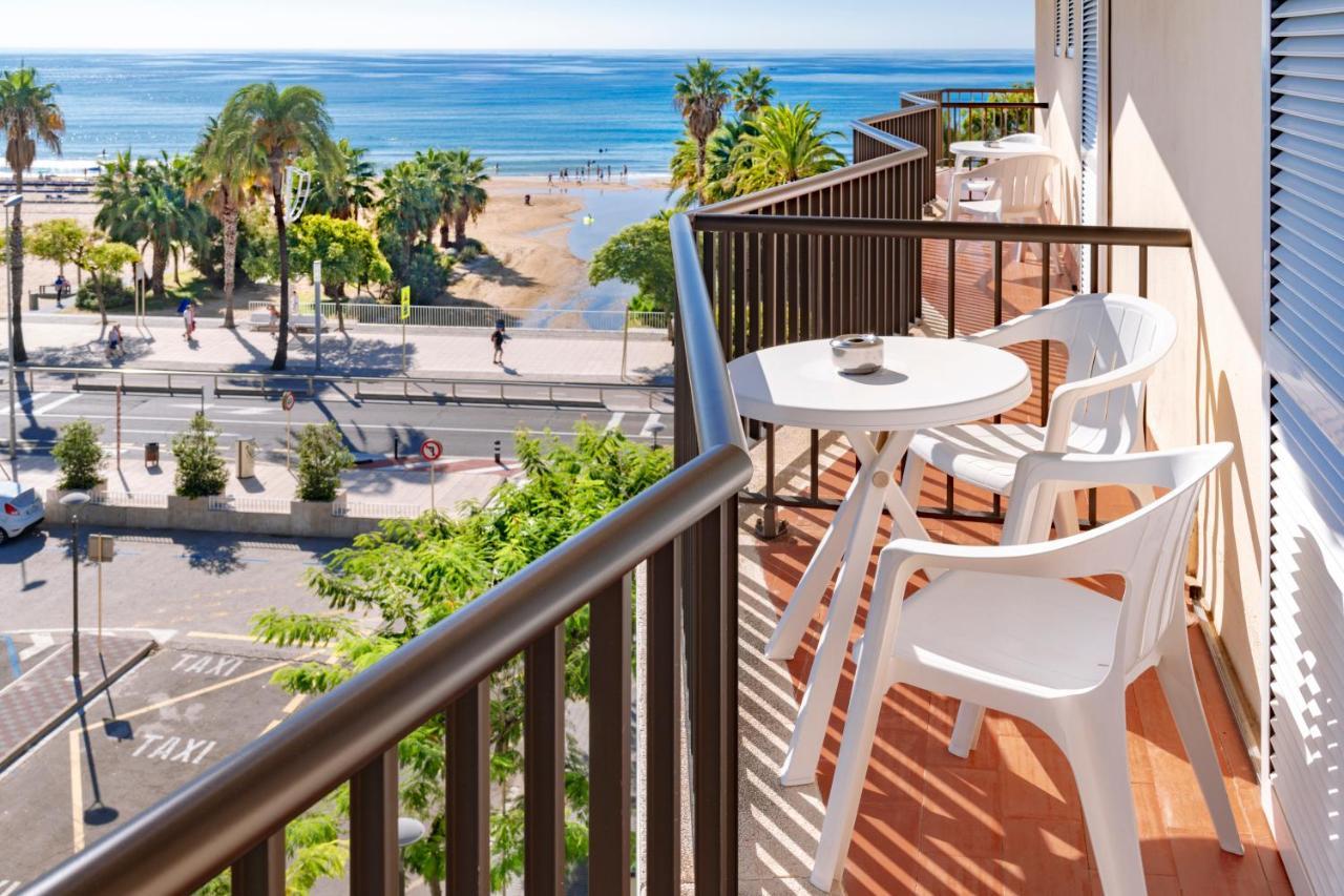 Hotel Rovira Кембрилс Екстериор снимка